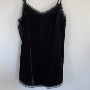 Who what wear, xs, velvet, black tank top